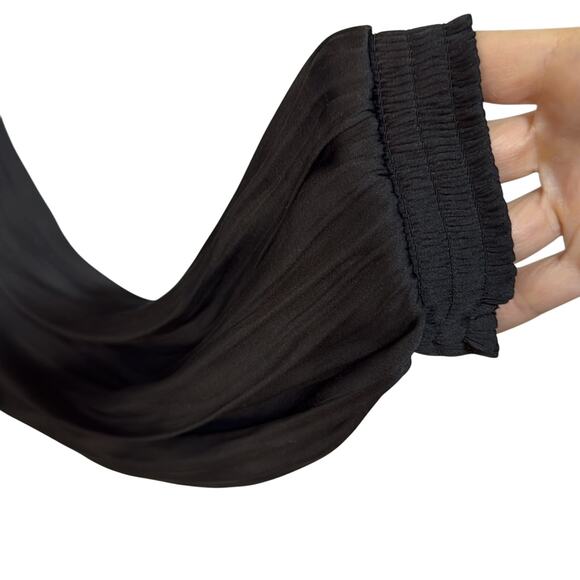 Torrid Blouse Peplum Satin Smocked Waist Top Black Size 4X - Picture 6 of 8